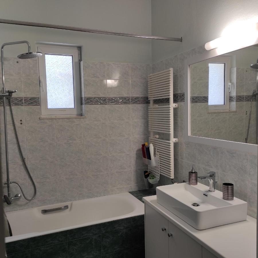 Sea Breeze Villa Resmo Dış mekan fotoğraf