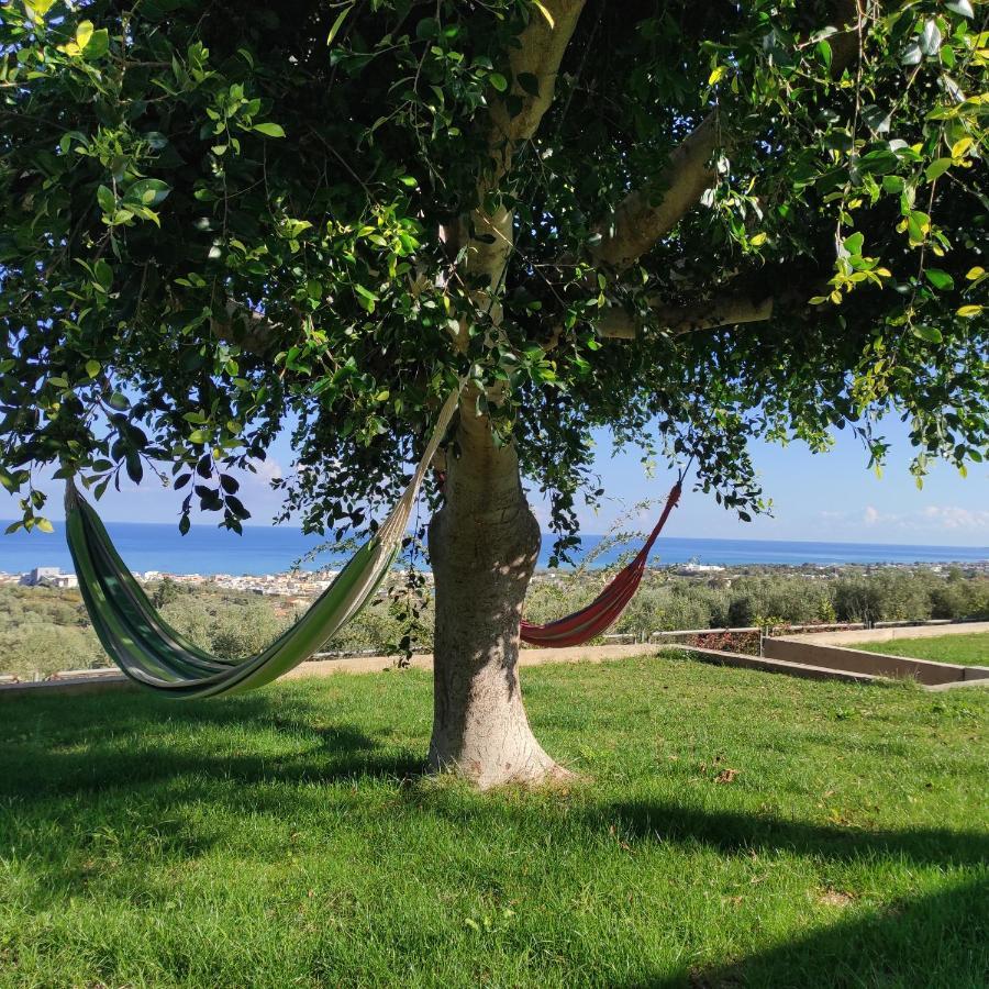 Sea Breeze Villa Resmo Dış mekan fotoğraf