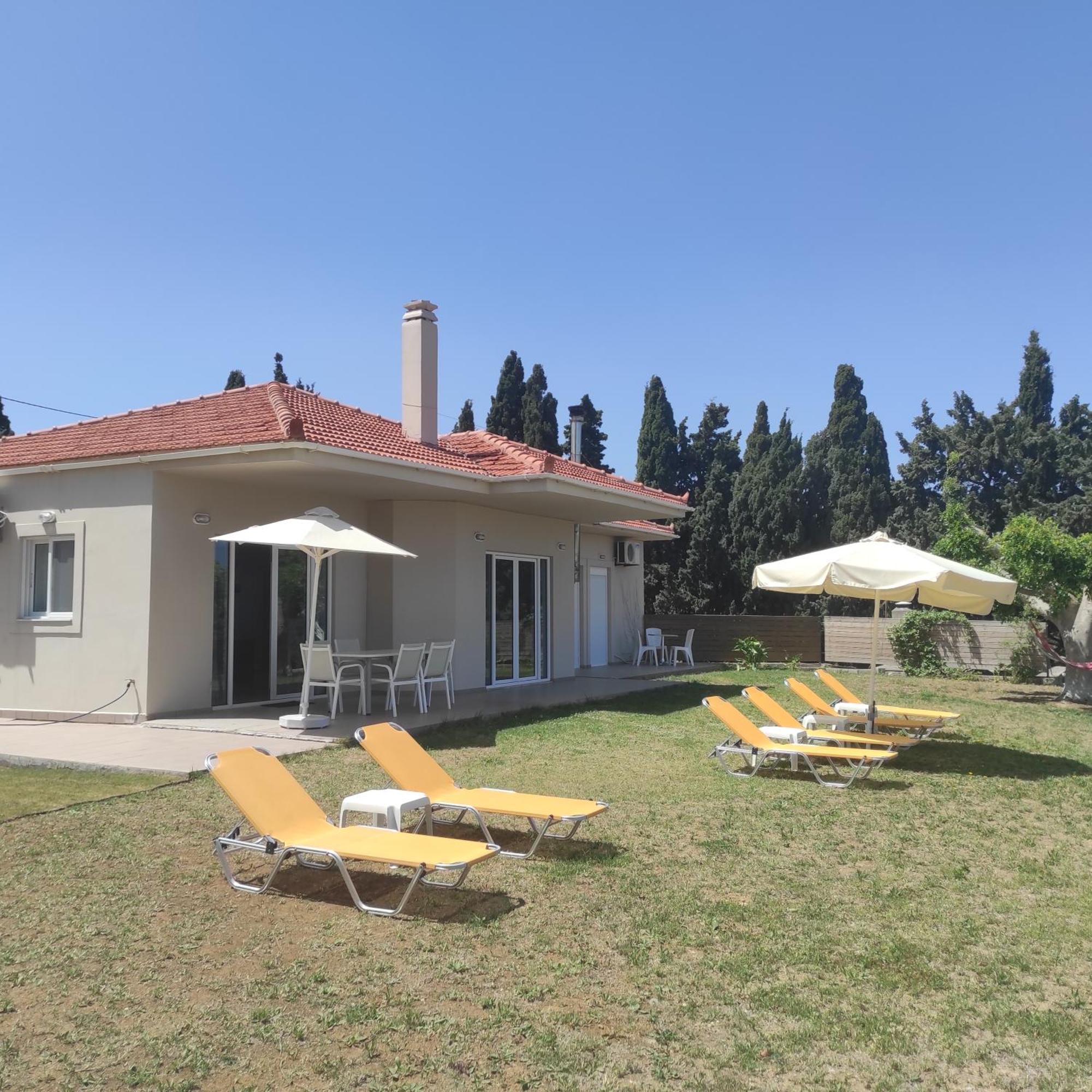 Sea Breeze Villa Resmo Dış mekan fotoğraf