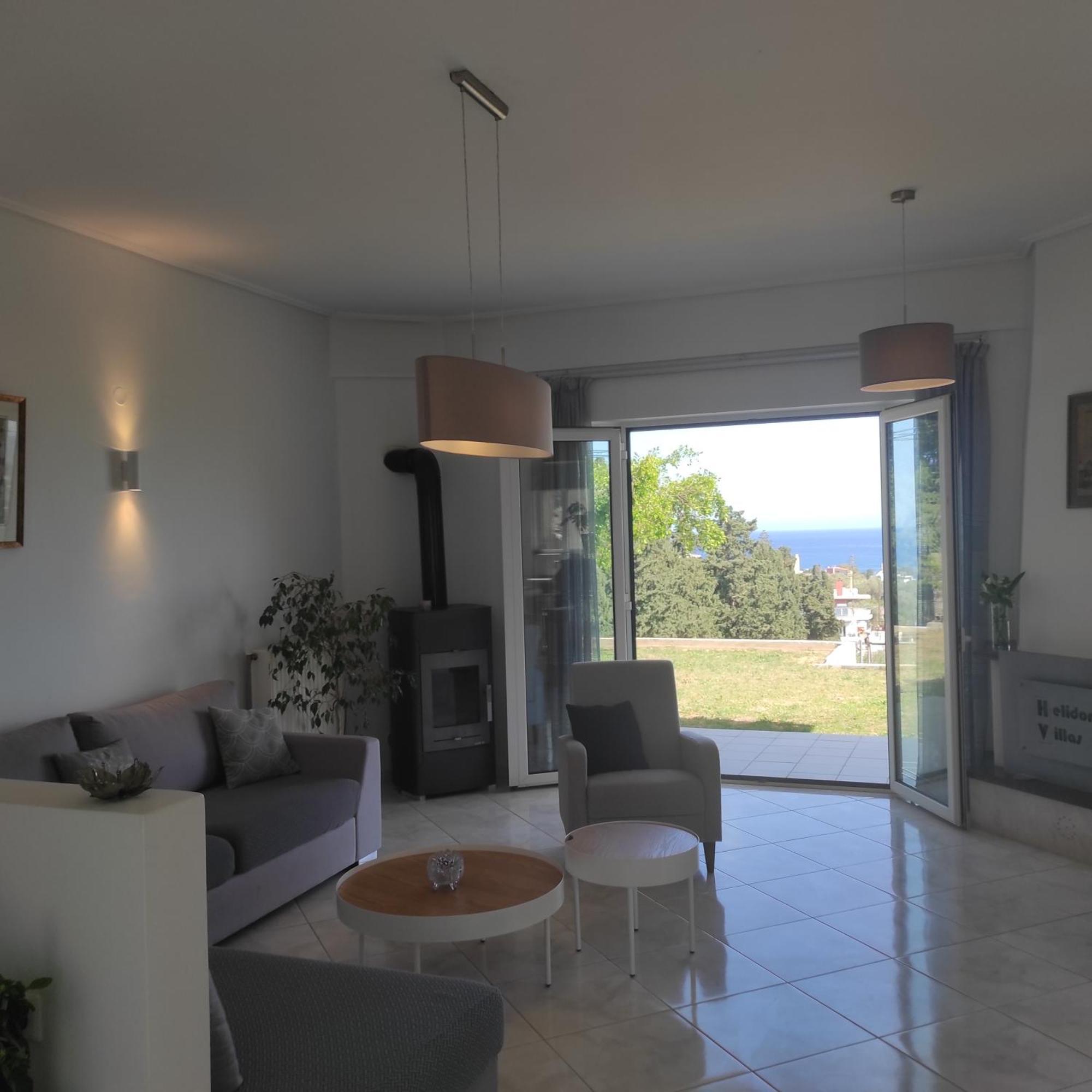 Sea Breeze Villa Resmo Dış mekan fotoğraf