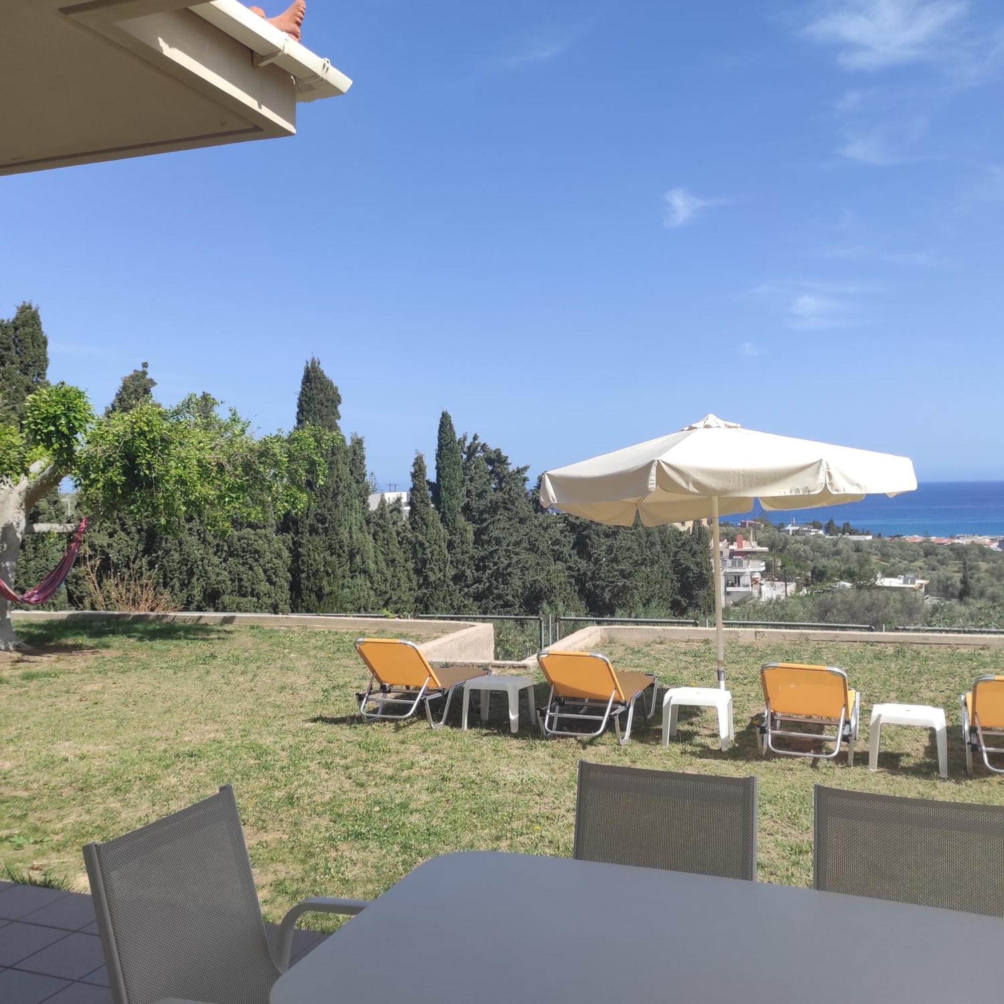 Sea Breeze Villa Resmo Dış mekan fotoğraf