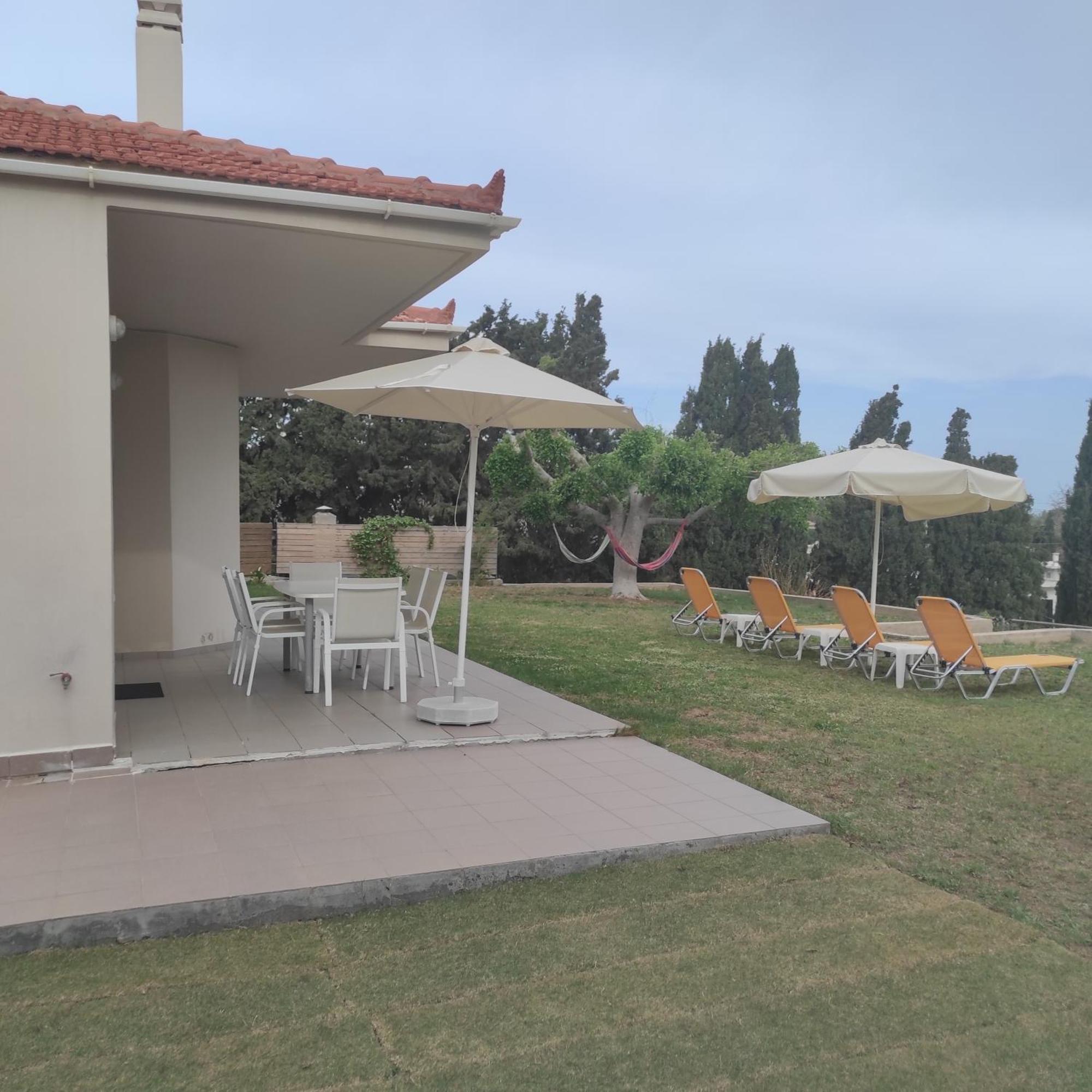 Sea Breeze Villa Resmo Dış mekan fotoğraf