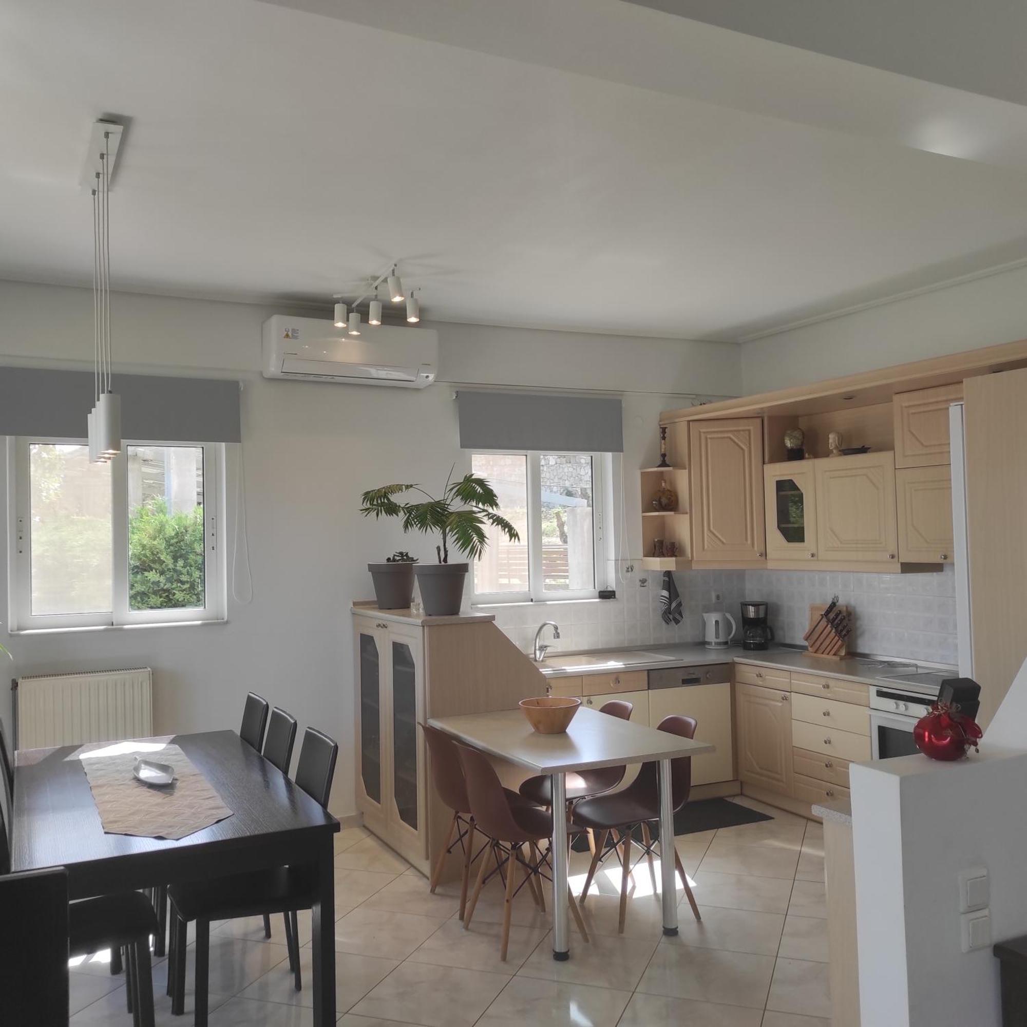 Sea Breeze Villa Resmo Dış mekan fotoğraf