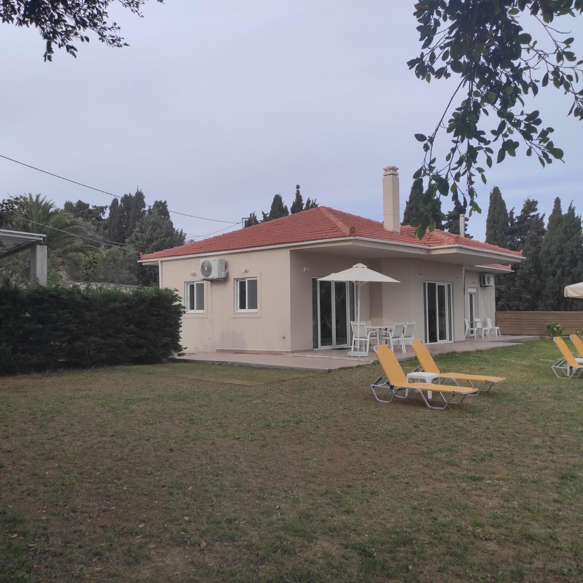 Sea Breeze Villa Resmo Dış mekan fotoğraf