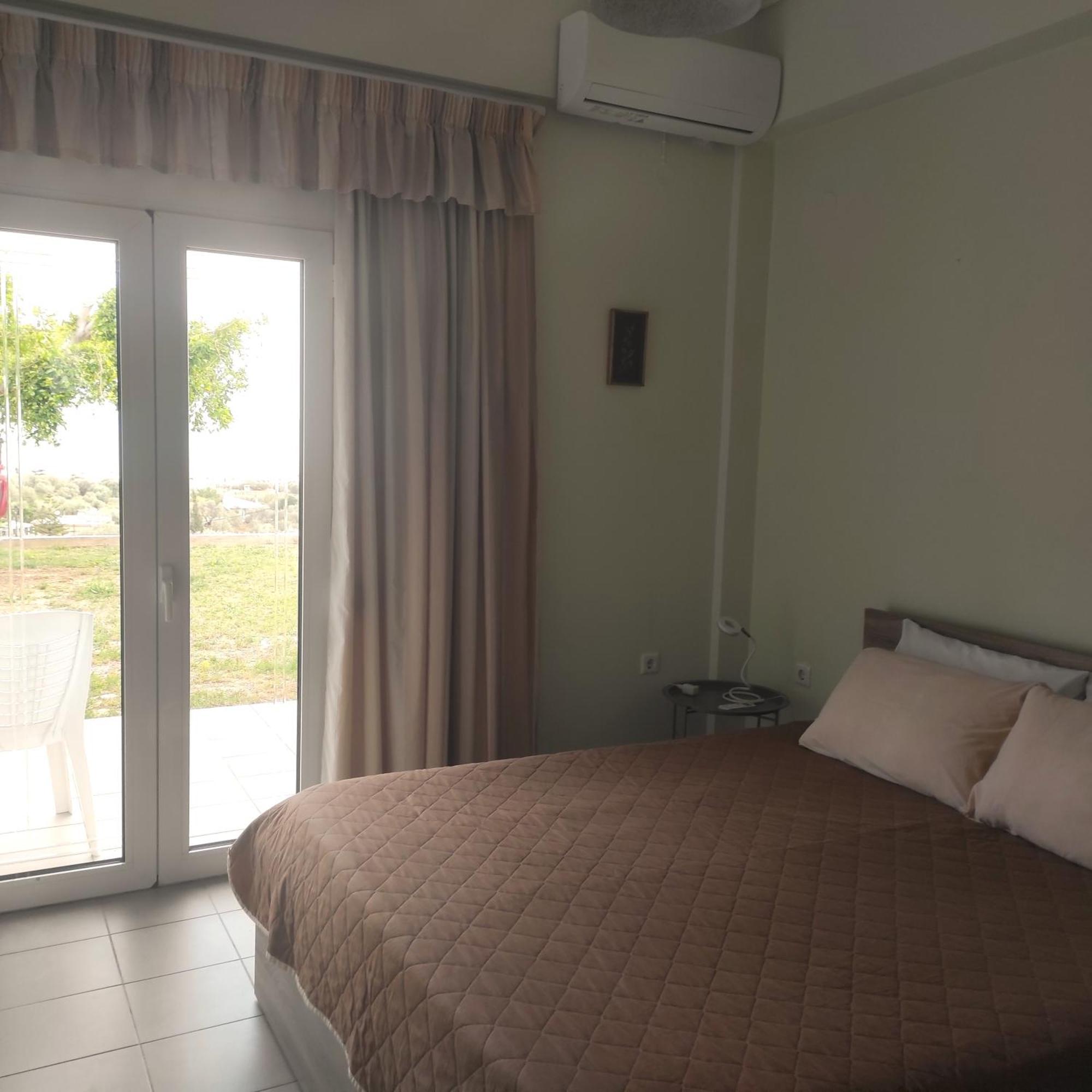 Sea Breeze Villa Resmo Dış mekan fotoğraf